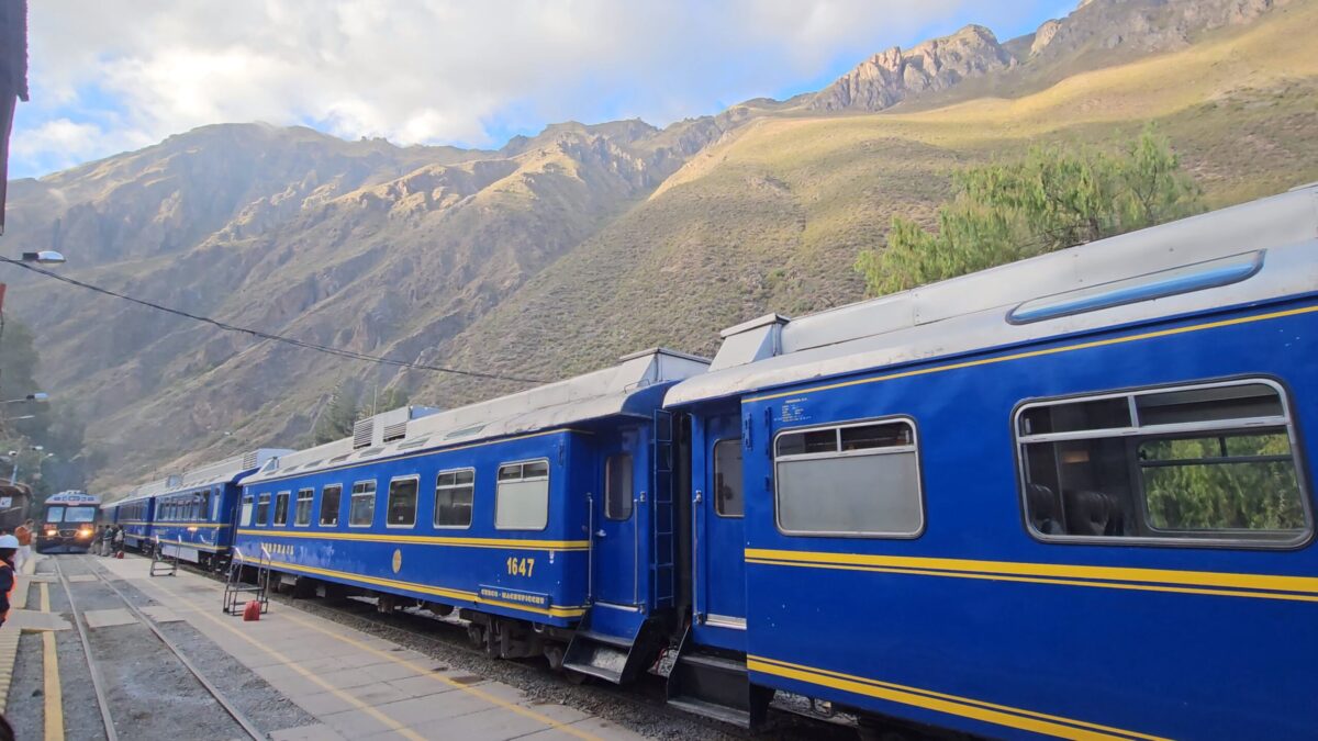 Come Arrivare a Machu Picchu in Treno: Tutte le Opzioni da Cusco