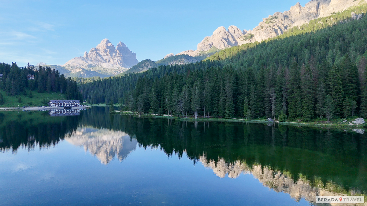 Riflesso delle Dolomiti nel Lago di Misurina