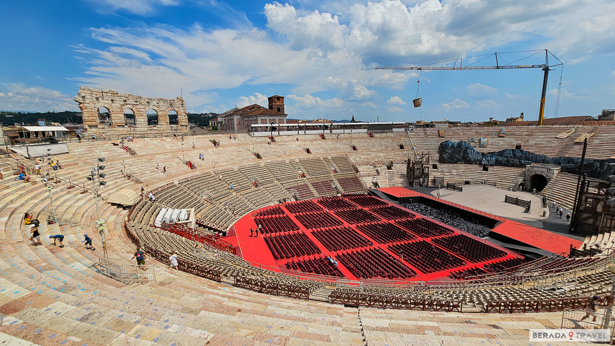 Arena di Verona durante il Festival dell’Opera