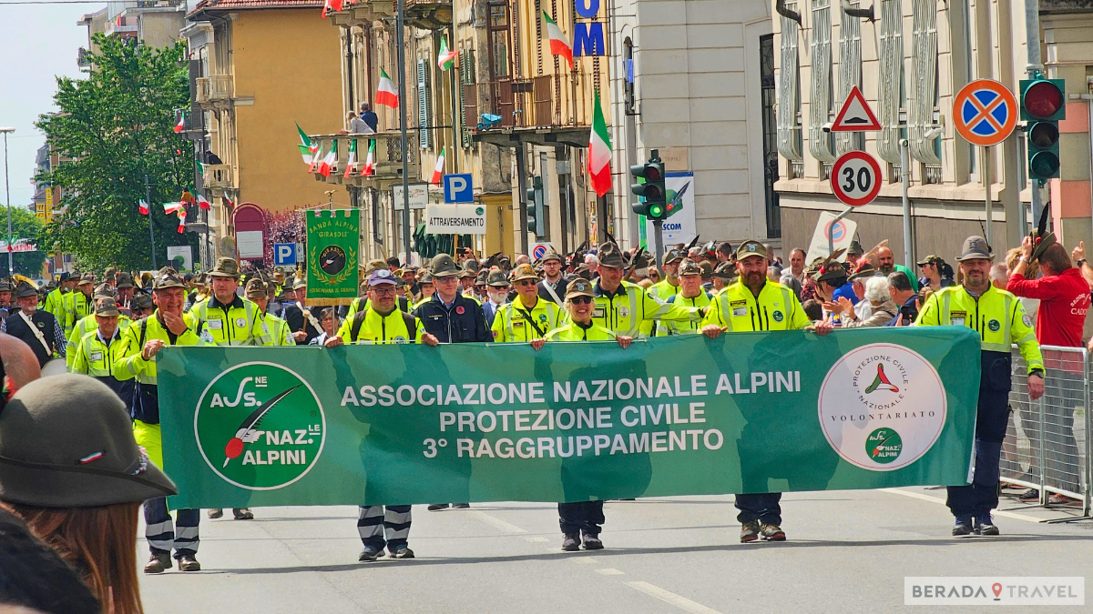Cos’è l’Adunata Nazionale degli Alpini in Italia: storia, tradizione ed emozioni