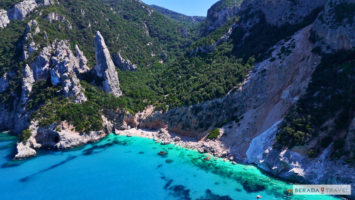 Le migliori spiagge della Costa di Baunei in Sardegna